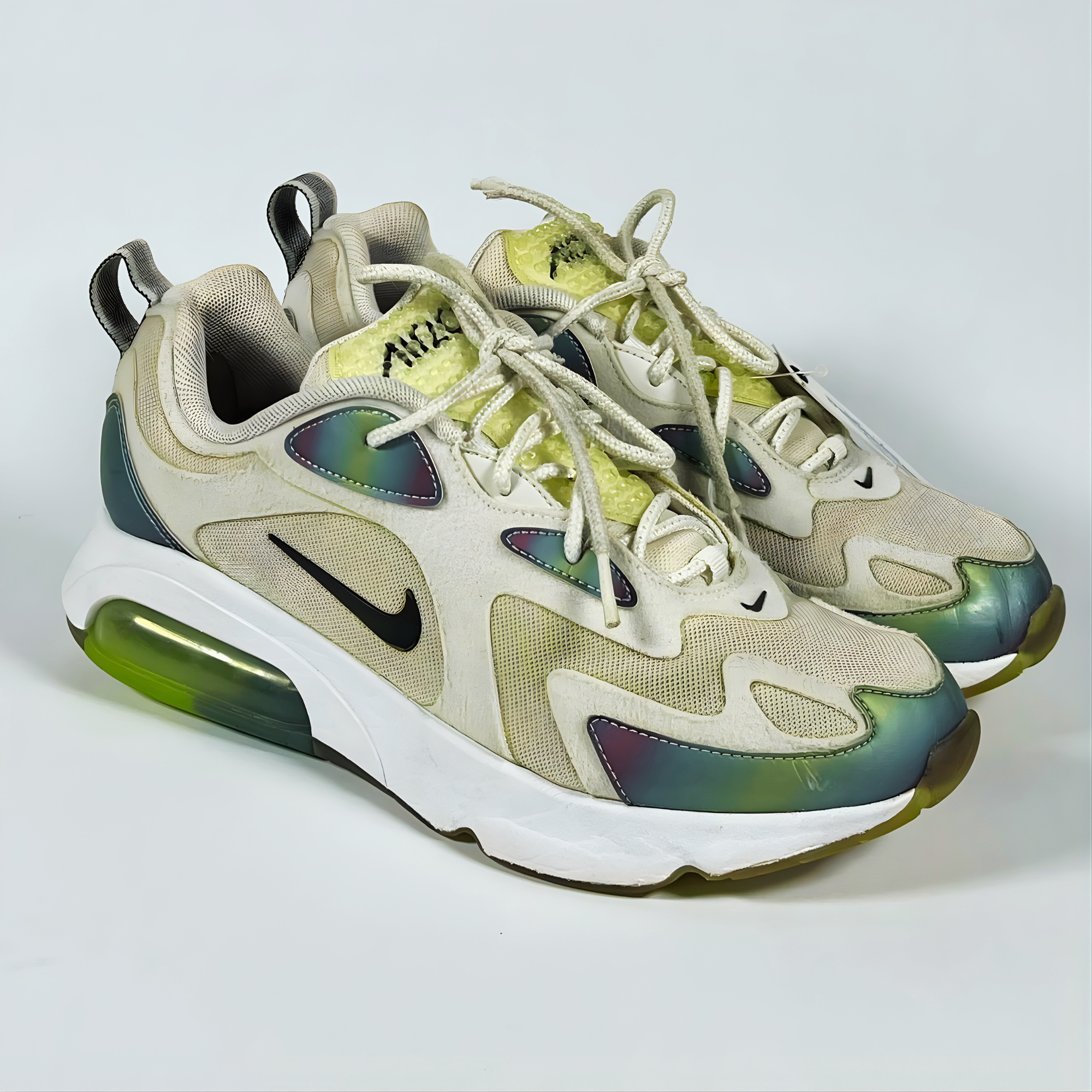 Nike Air Max 200 Men’s Sneakers