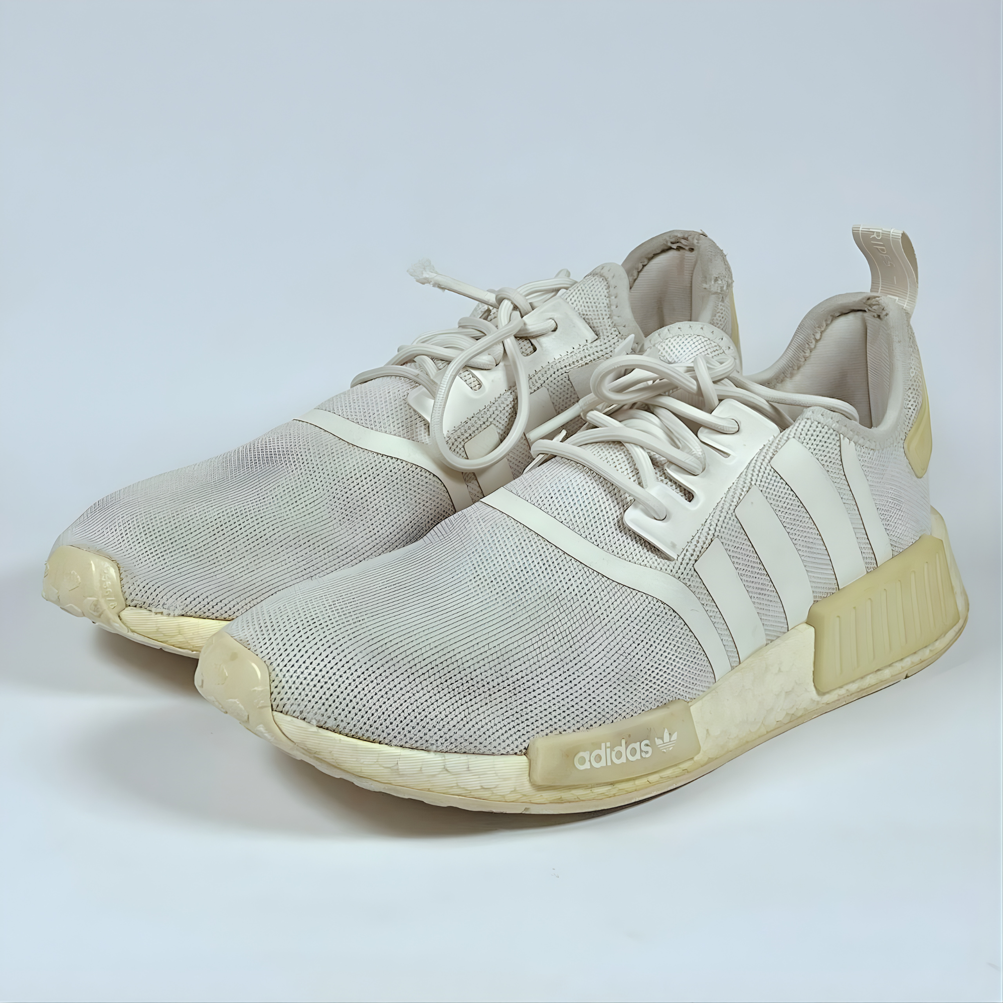 Adidas NMD R1 Cloud Sneakers