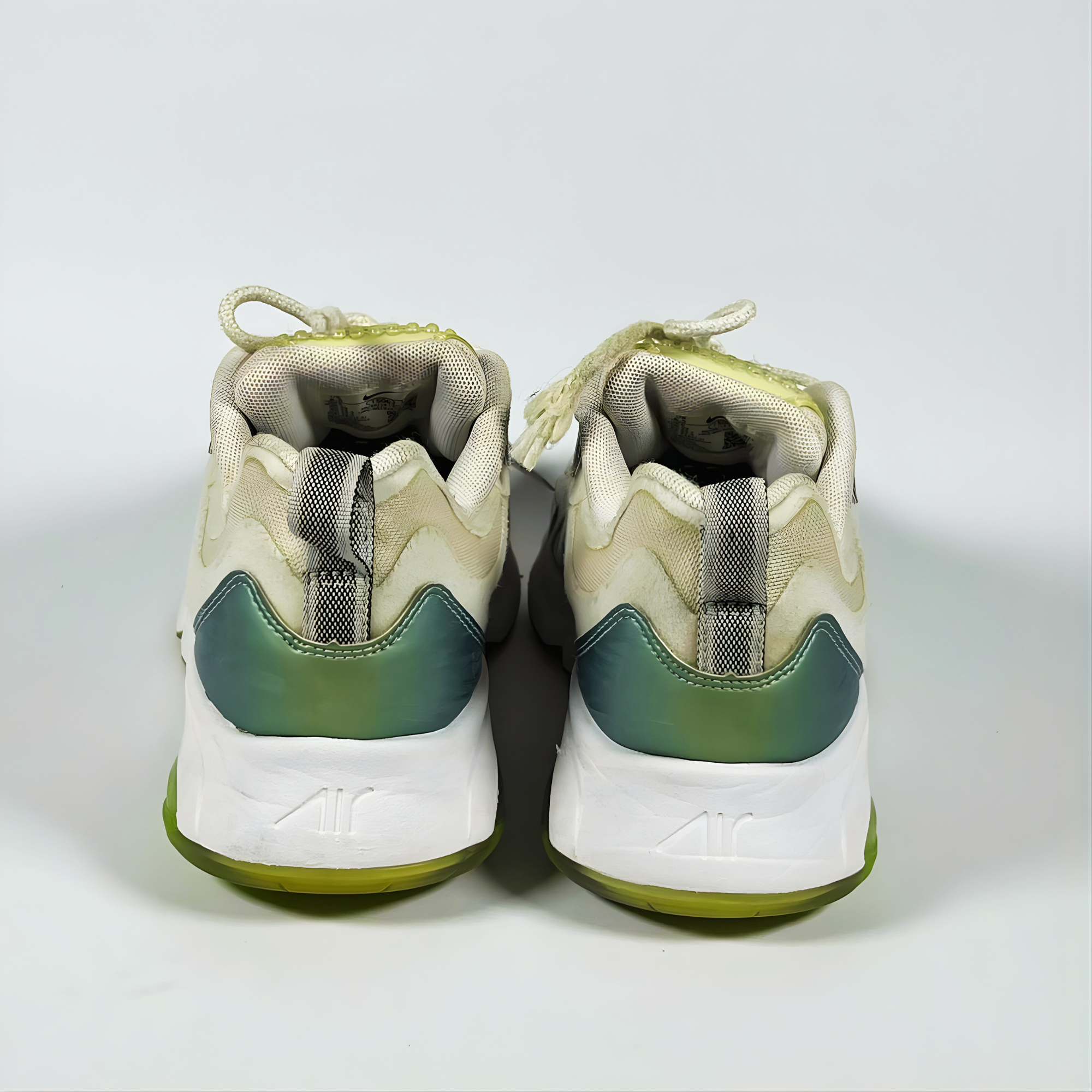 Nike Air Max 200 Men’s Sneakers