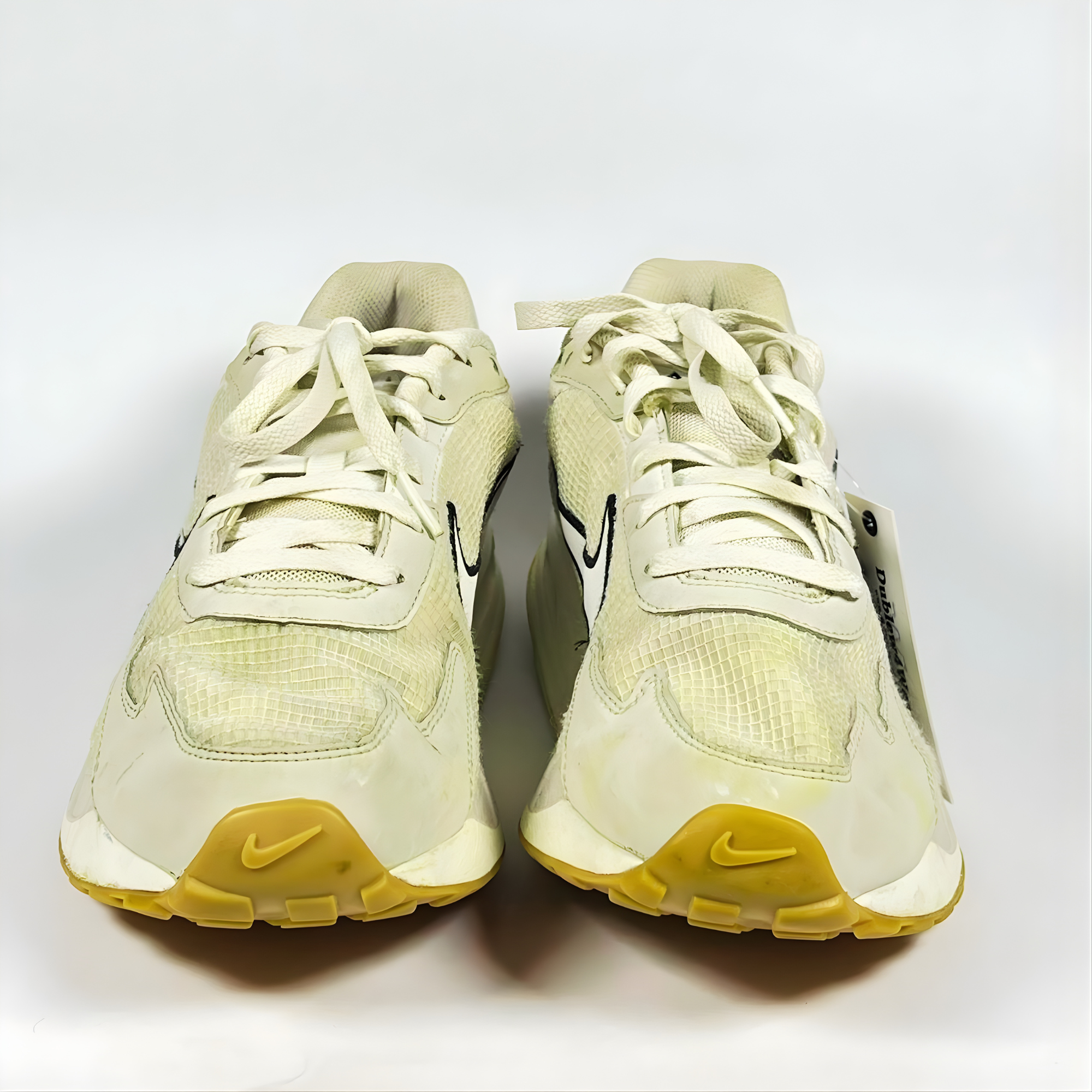 Nike Air Max Solo Sneaker