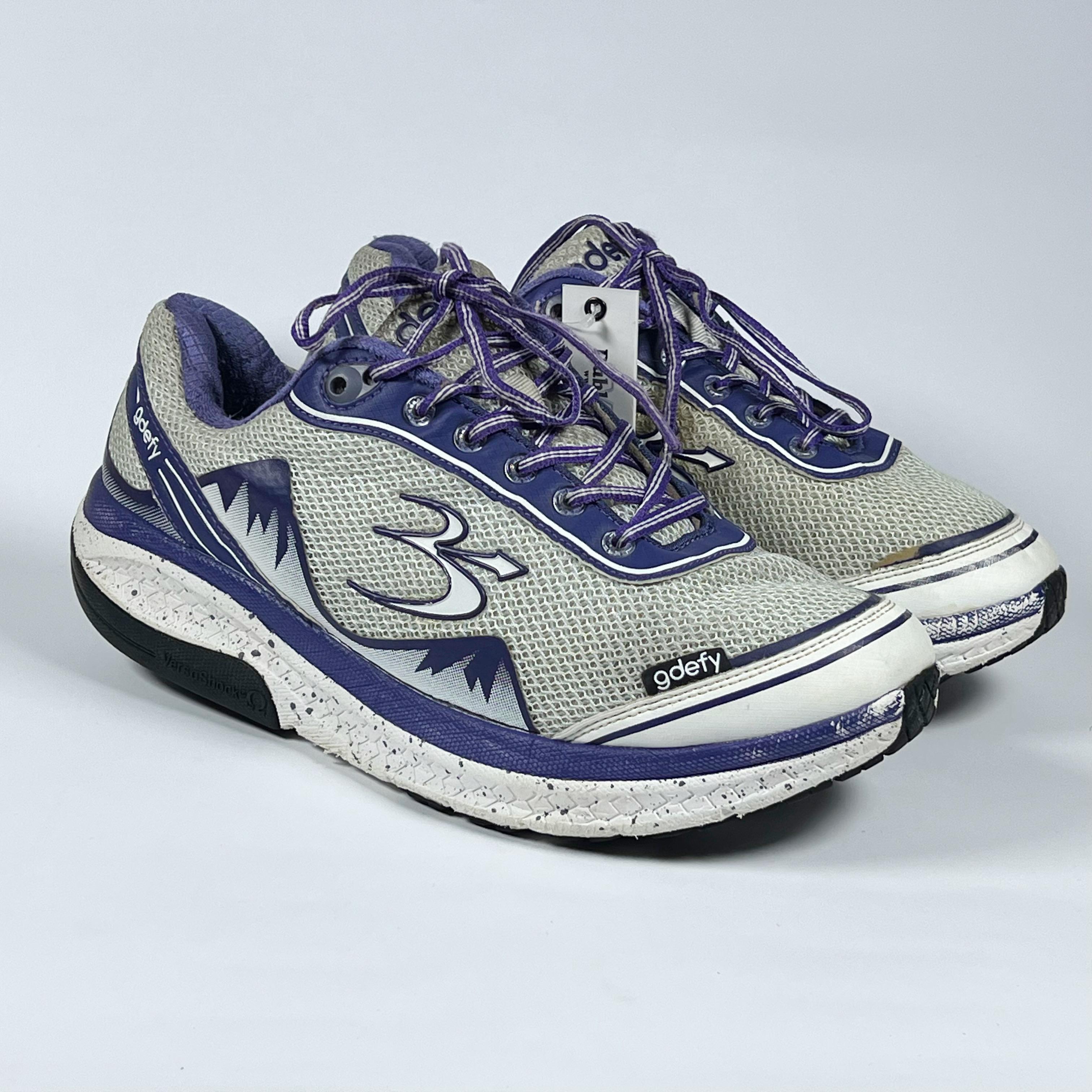 GDefy Gravity Defyer Walking Shoes