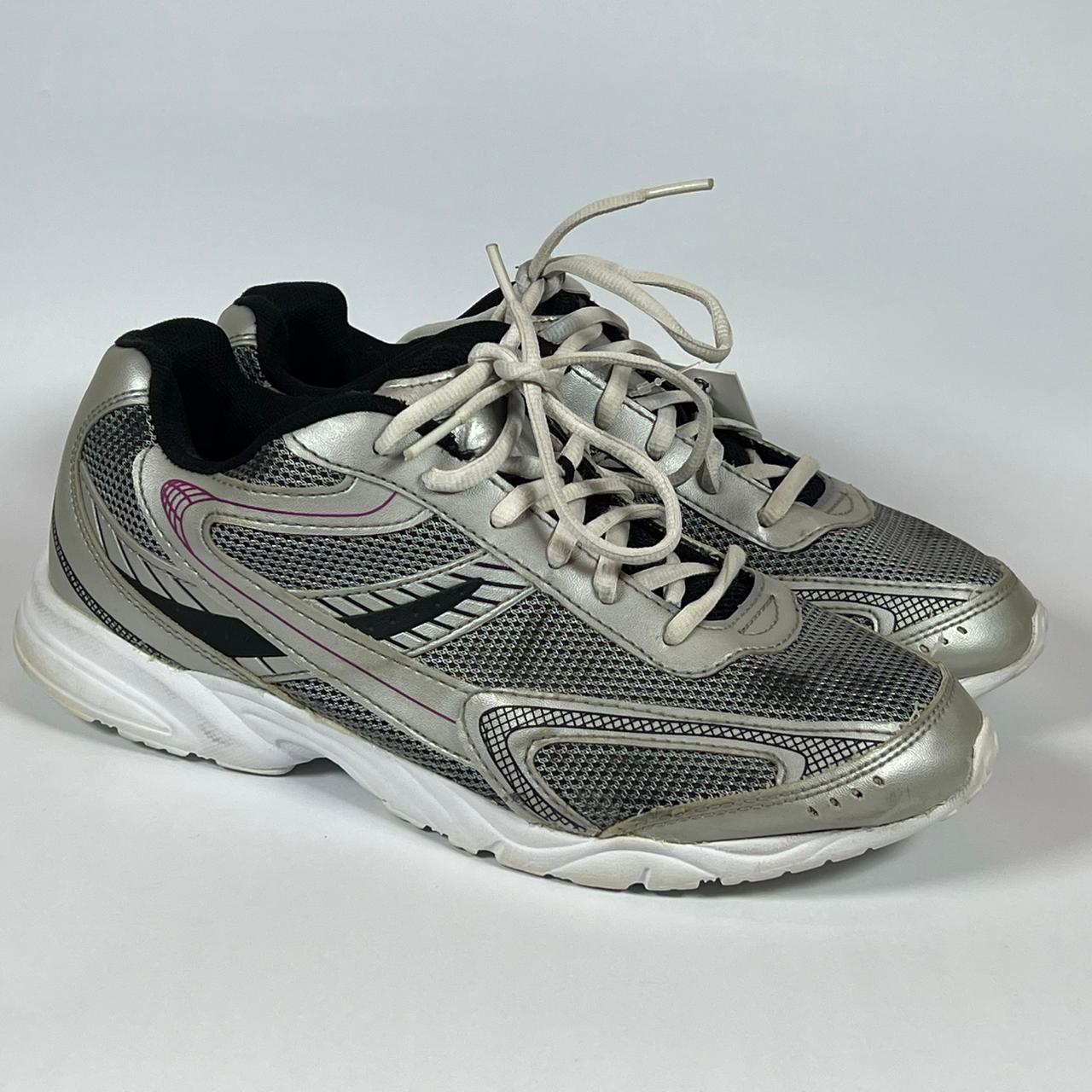 Trekkers Women’s Sneakers