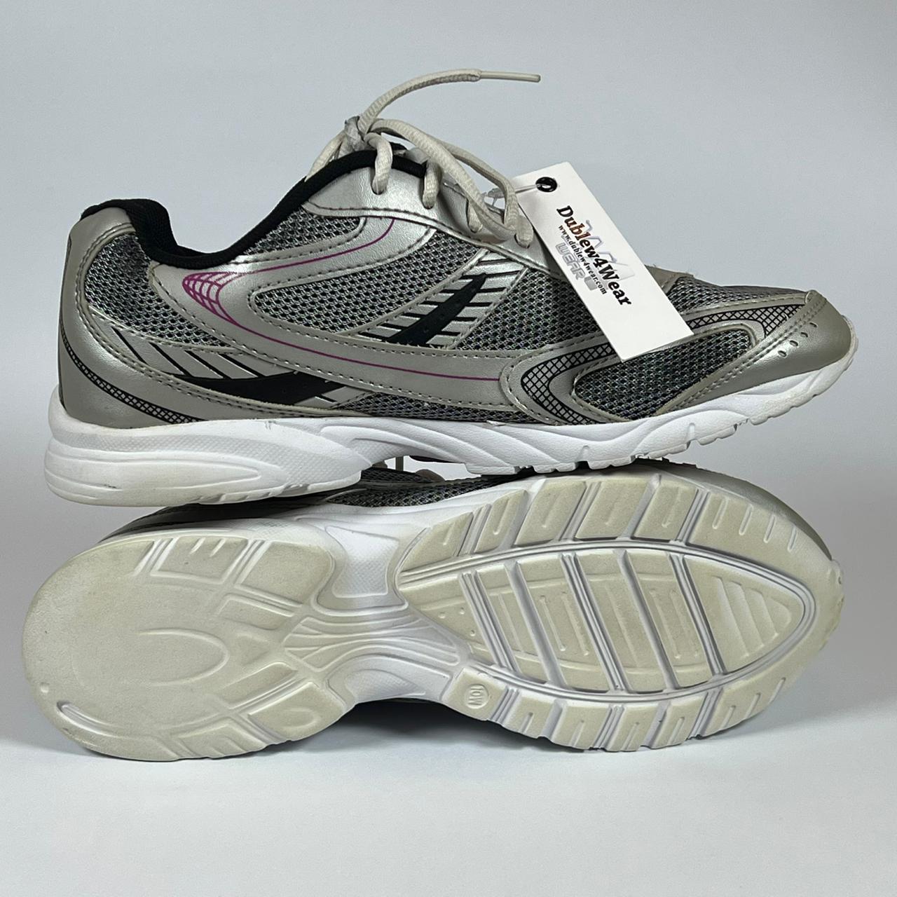 Trekkers Women’s Sneakers