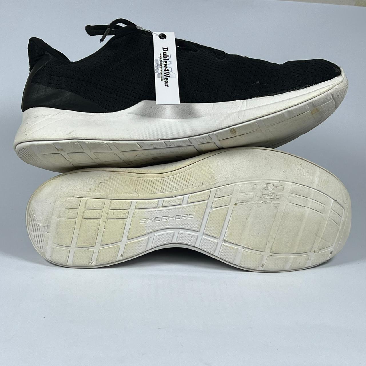 Skechers Lite weight sneakers