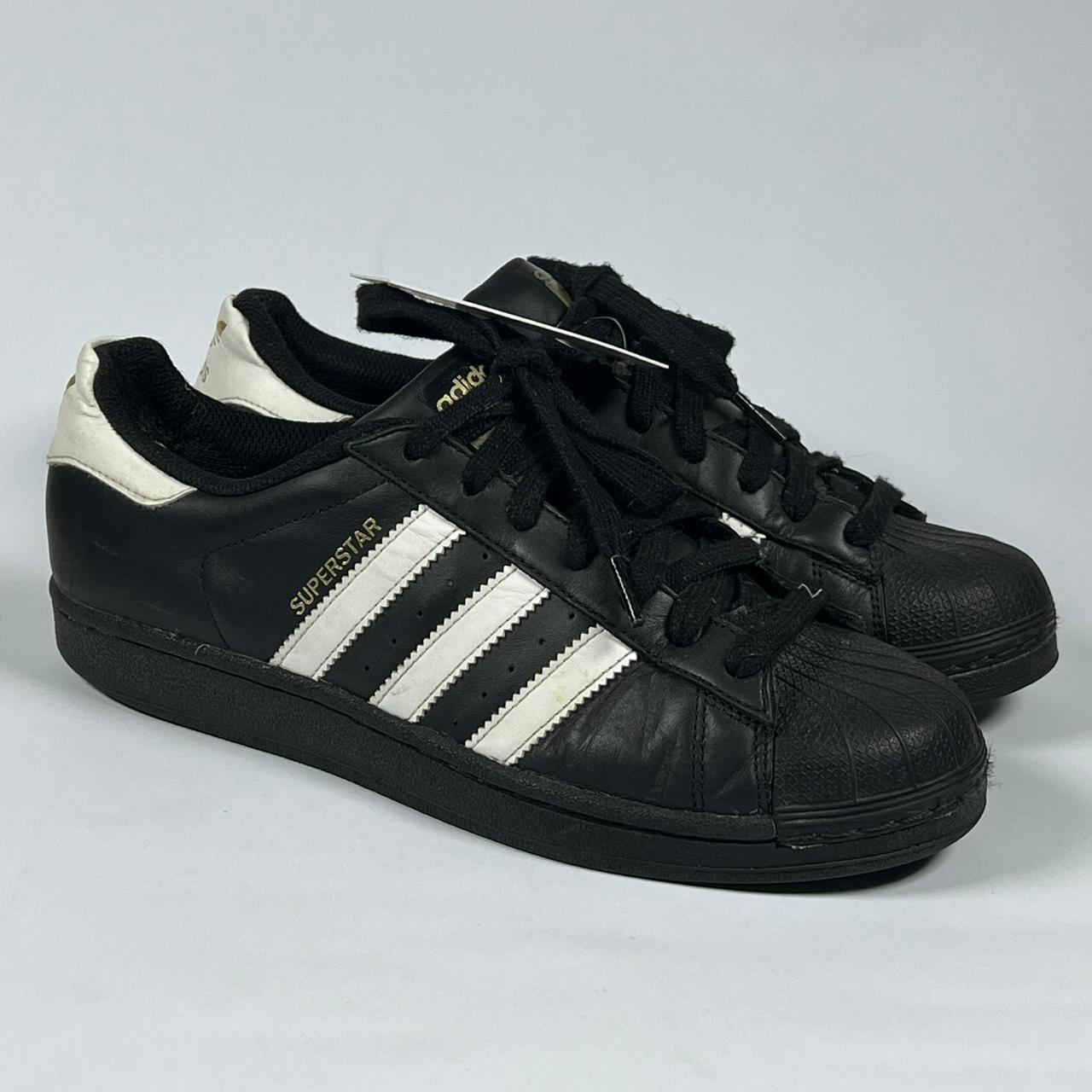 Adidas Superstar Sneakers