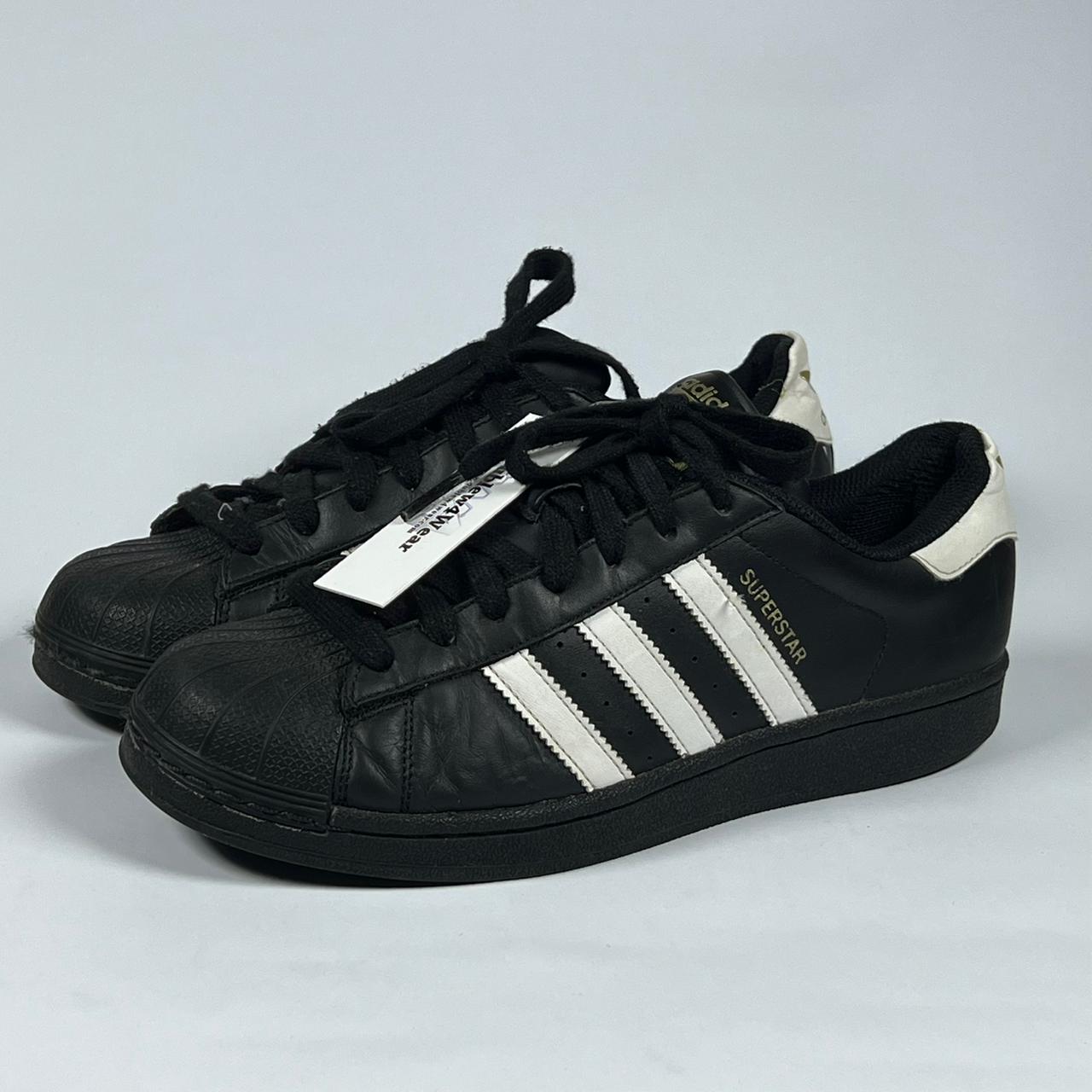 Adidas Superstar Sneakers