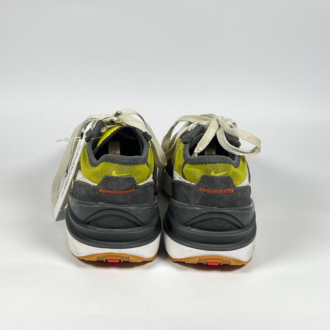 Nike Waffle One Sneaker