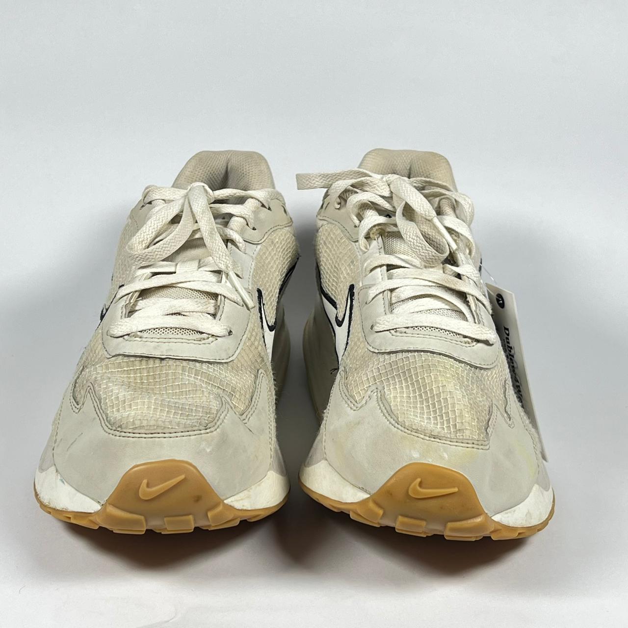 Nike Air Max Solo Sneaker