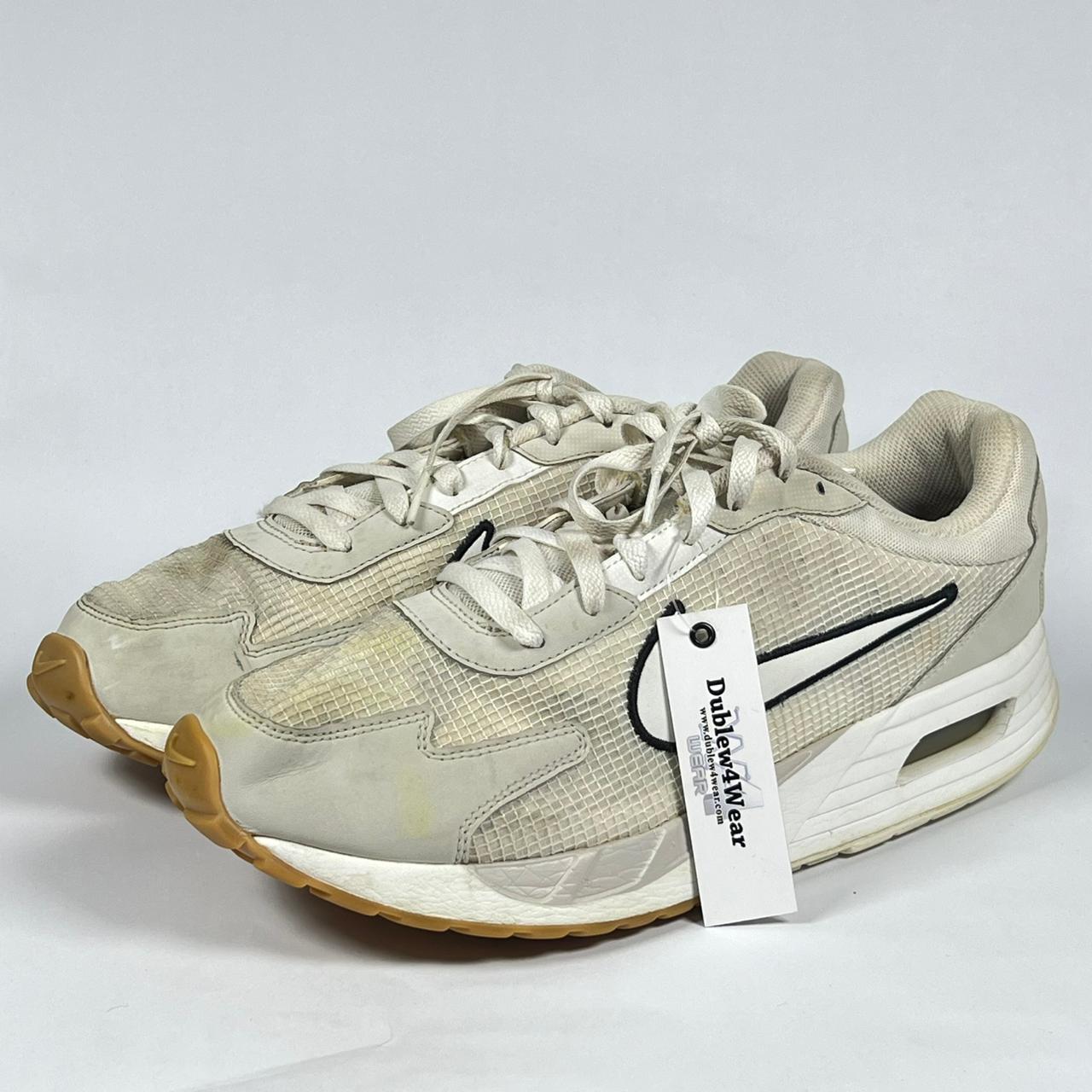 Nike Air Max Solo Sneaker