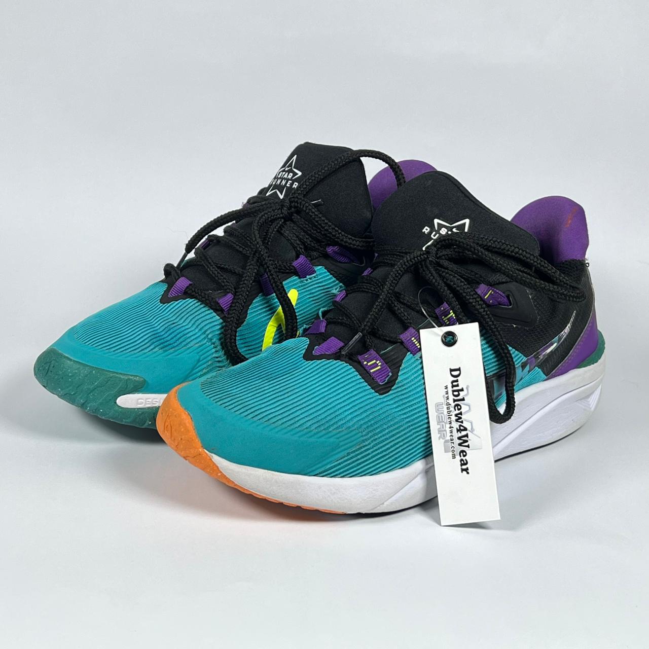 Nike Star Runner 4 SE Sneakers