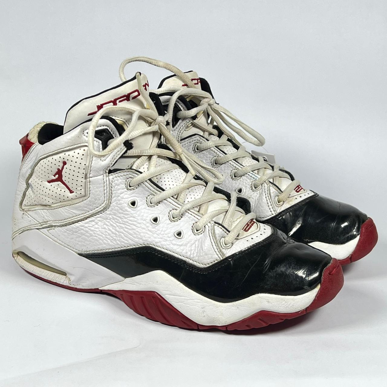 Nike Air Jordan B-Loyal