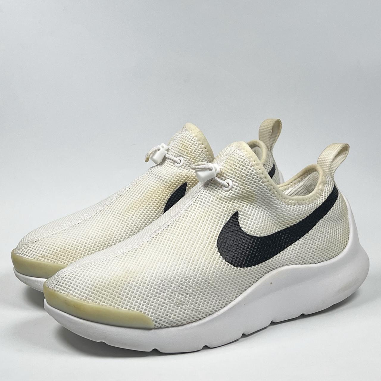 Nike Aptare Essential Sneaker