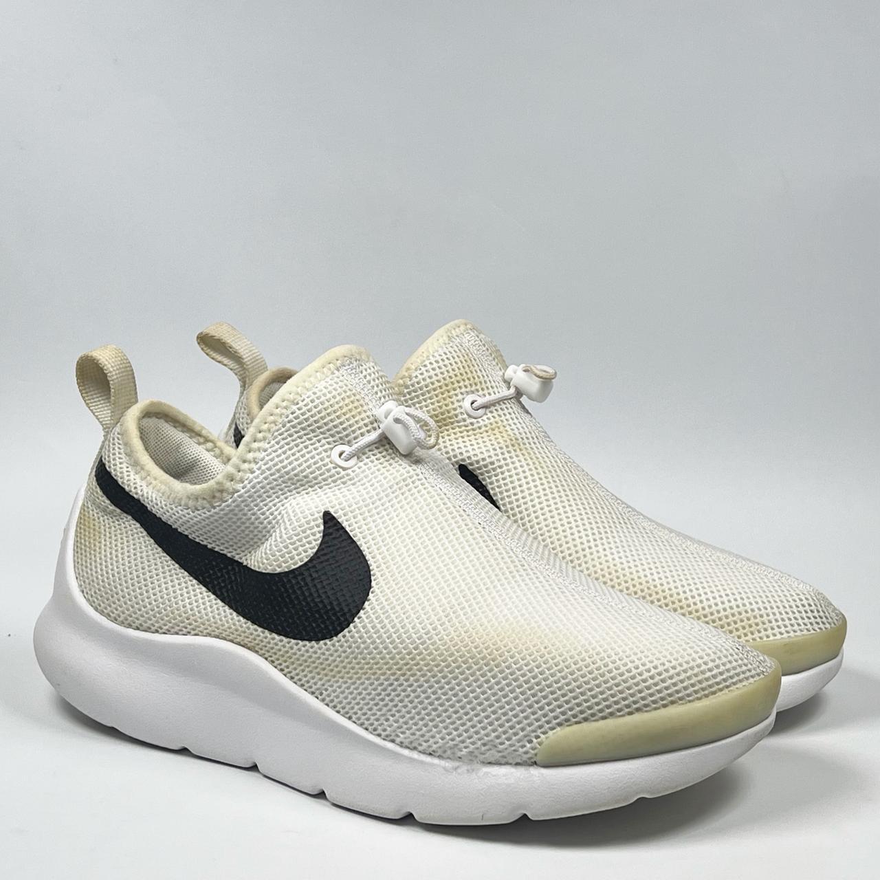 Nike Aptare Essential Sneaker