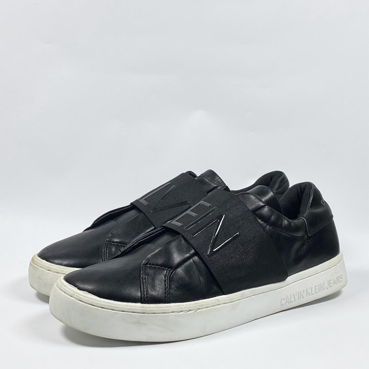 Calvin Klein Vanna Elastic Strap Sneaker