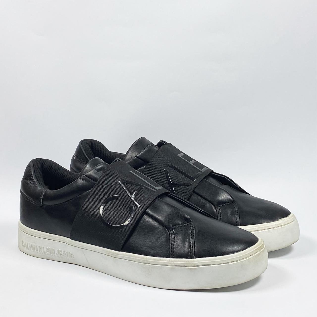 Calvin Klein Vanna Elastic Strap Sneaker