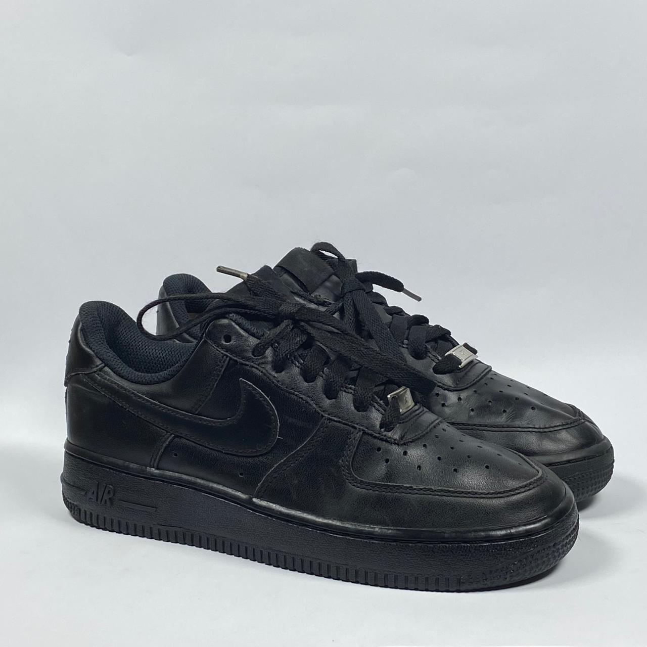 Nike Air Force 1 Triple Black Sneaker